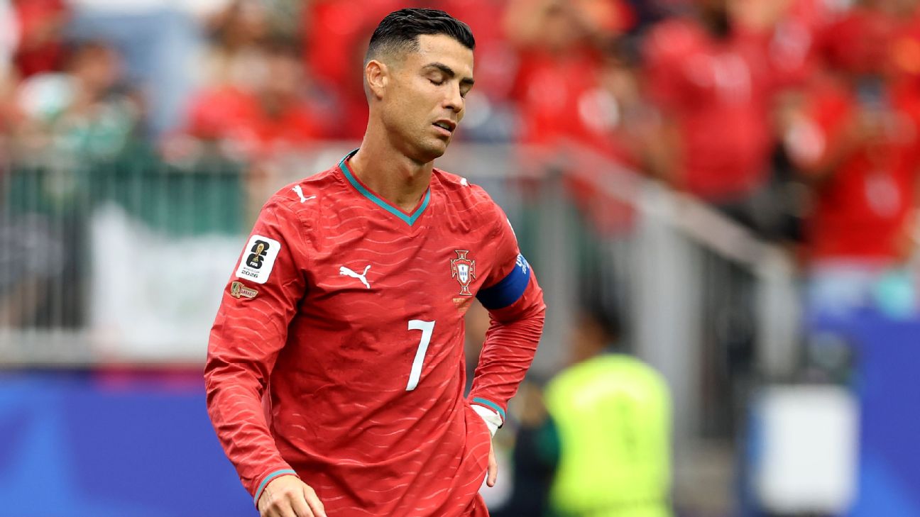葡萄牙又陷C罗首发之争：世界杯前的老问题重来